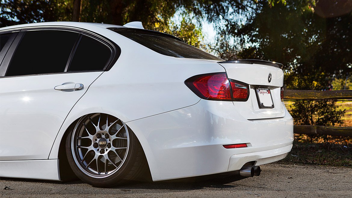 New Air Ride BMW F30 Air Suspension Kit (Air Lift Performance) Bag