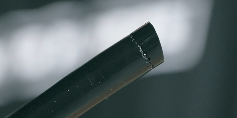 Push-to-connect air line bite